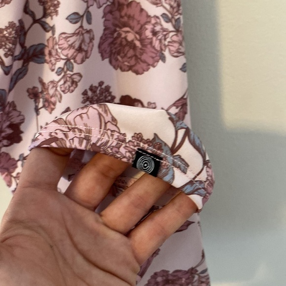 Onzie, Pink Floral Yoga Pants, Size S/M, Excellent Condition - Picture 6 of 7